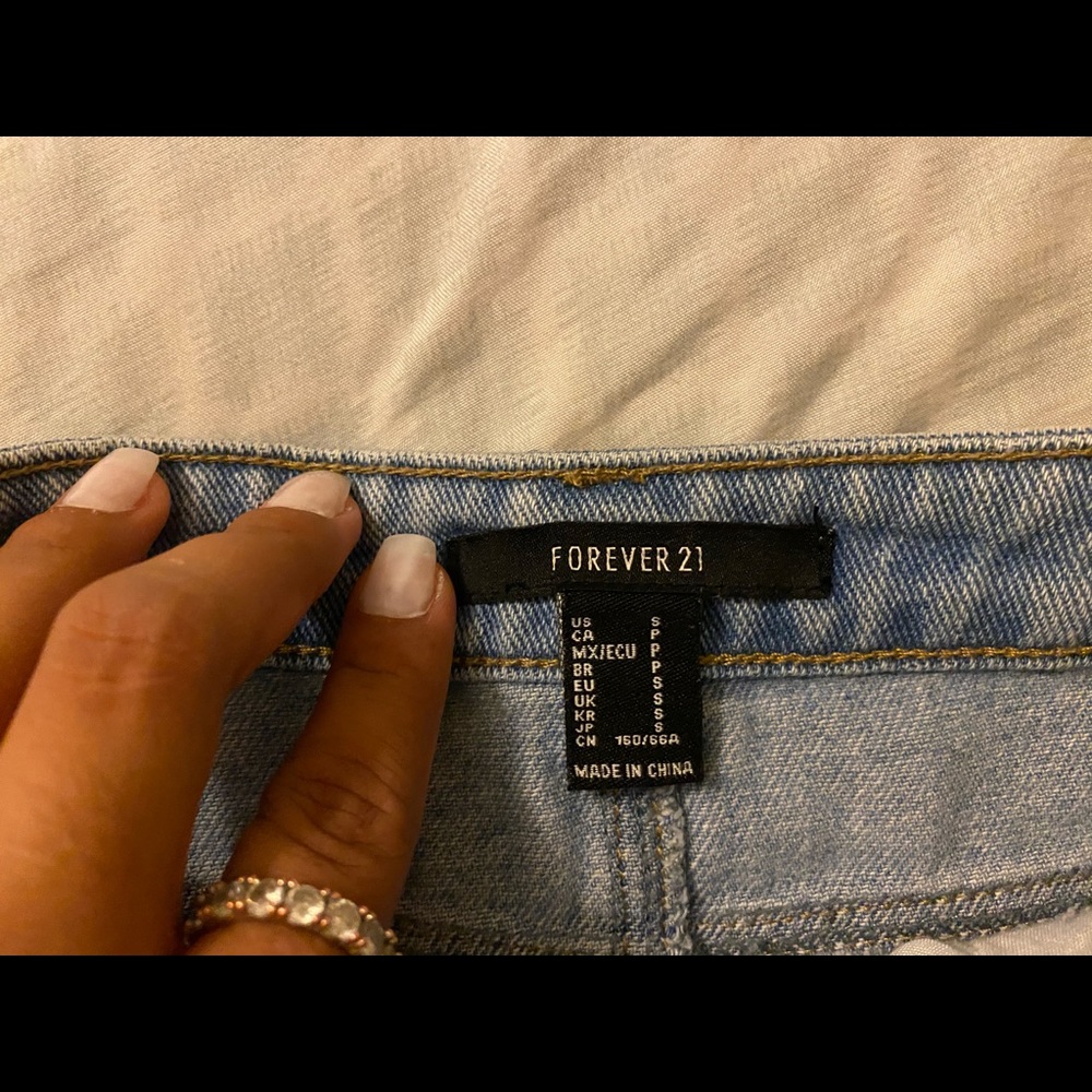New never worn forever 21 skirt
